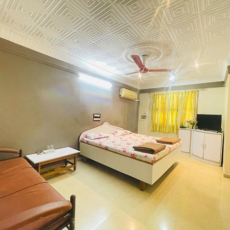 Hotel Rajdhani And Guest House Gujarat - Best Family Hotel In Halol Near Pavagadh And Halol Gidc Luaran gambar