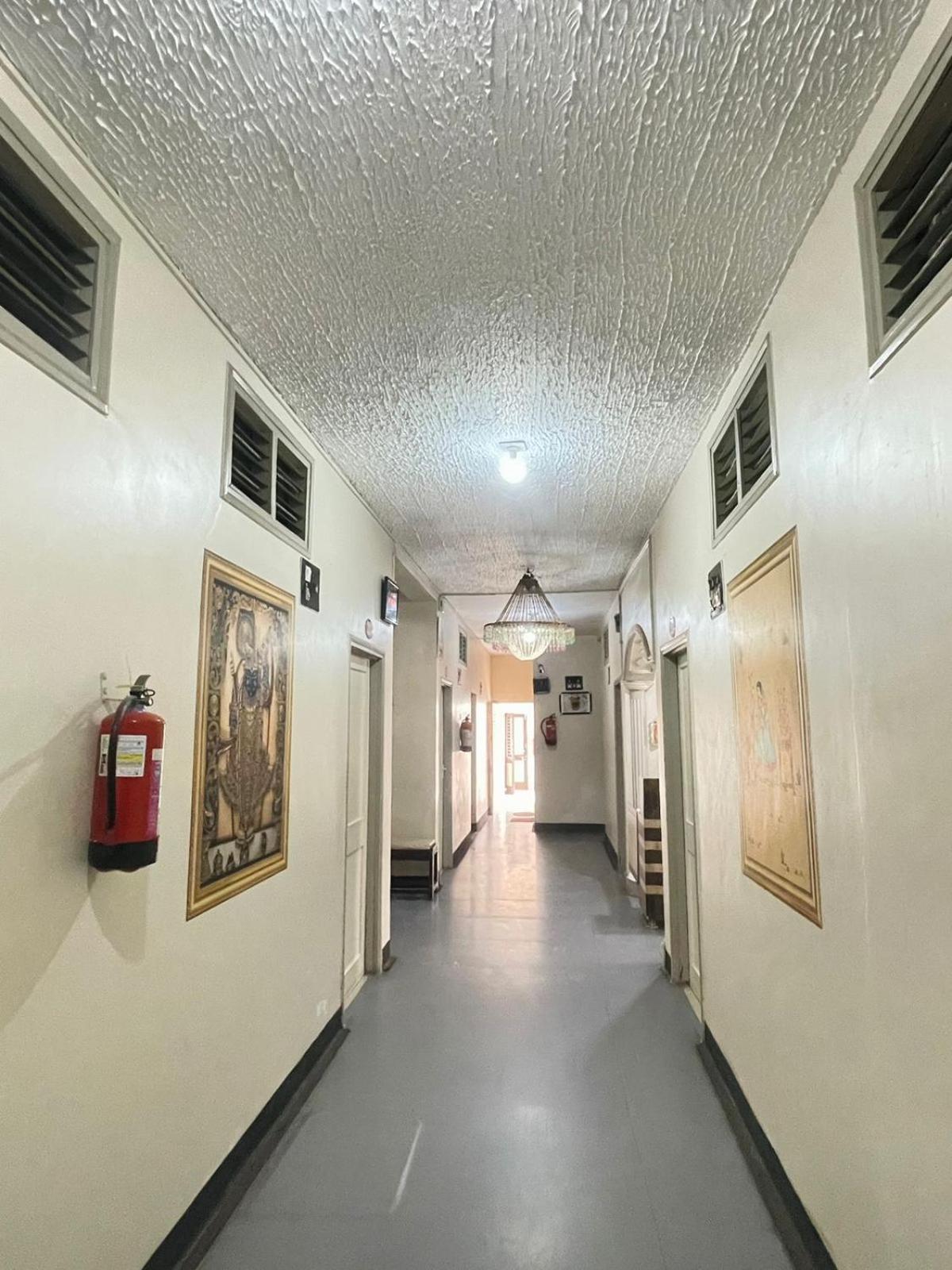 Hotel Rajdhani And Guest House Gujarat - Best Family Hotel In Halol Near Pavagadh And Halol Gidc Luaran gambar